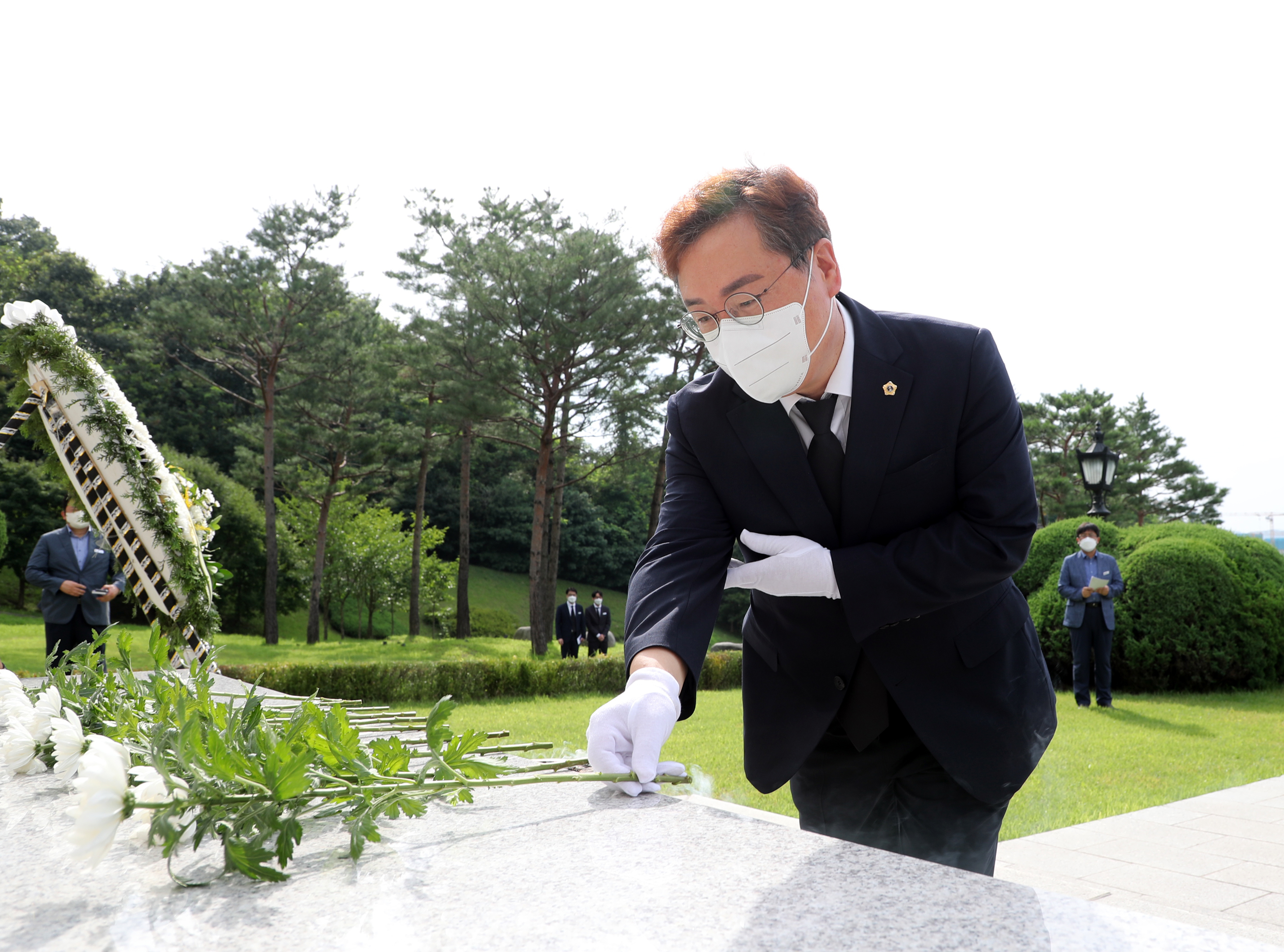 제9대 성남시의회 전반기 의장단 현충탑 참배 - 1