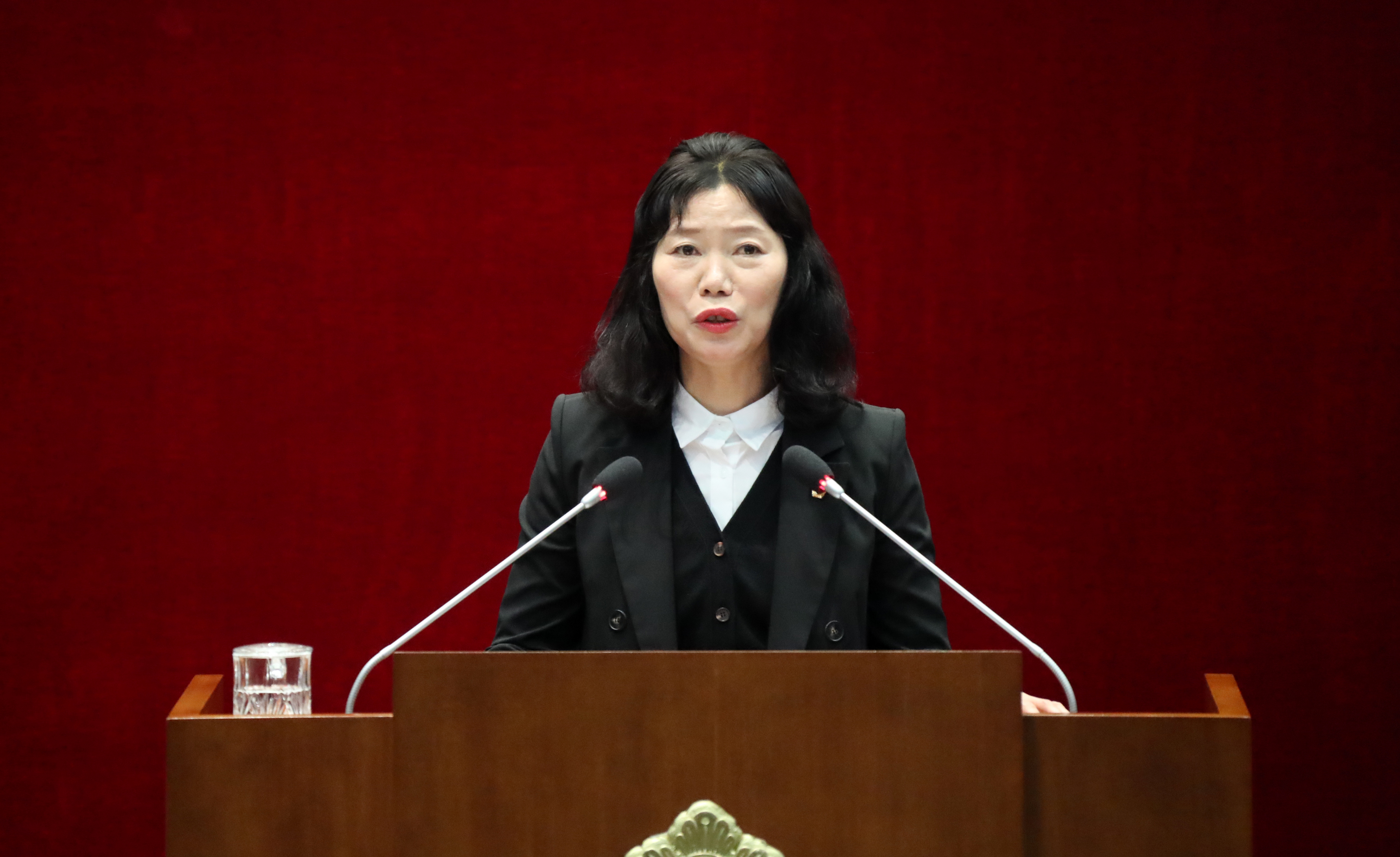 제281회 임시회  제2차 본회의  - 1