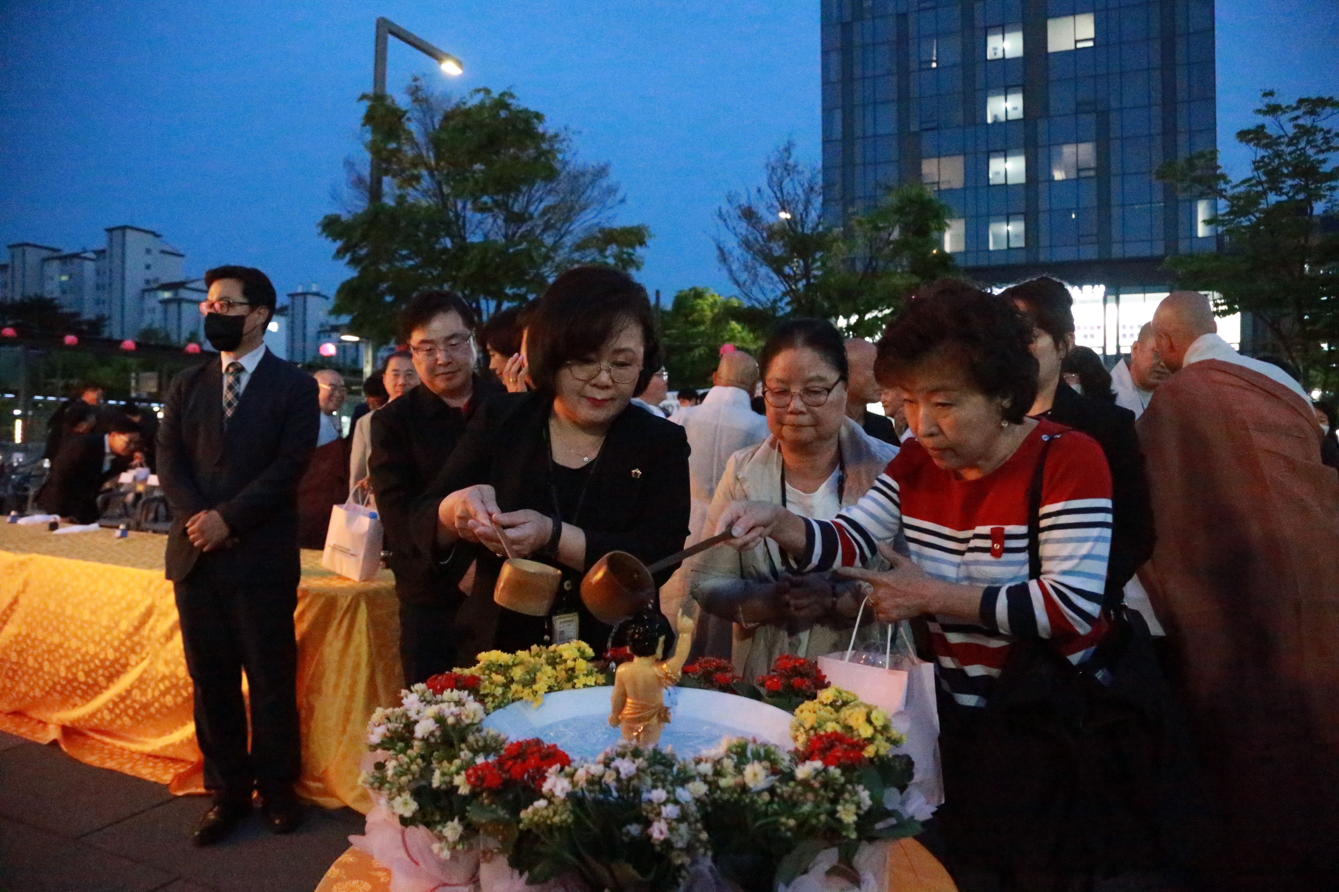 부처님오신날  봉축탑 전등식 - 13