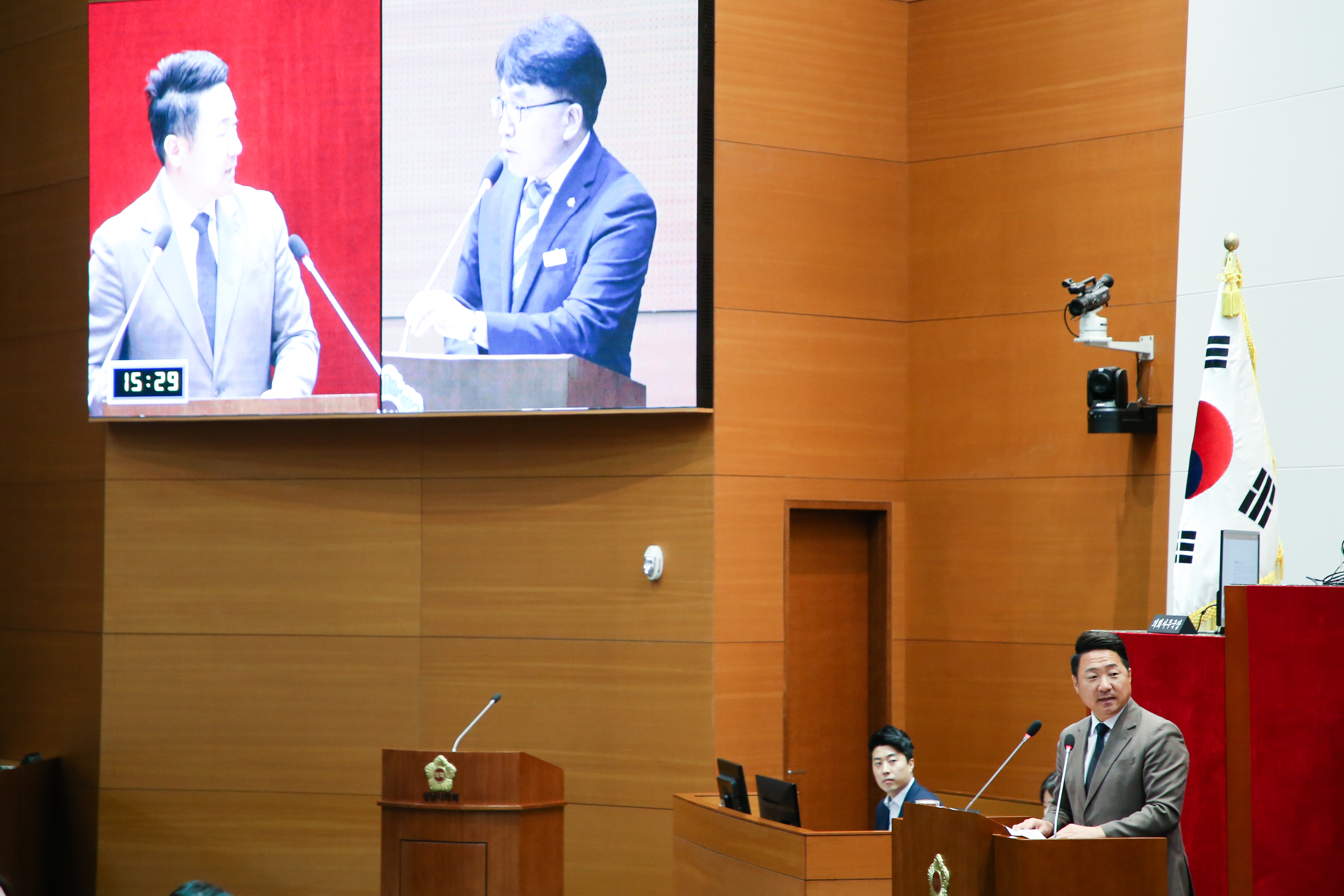 제282회 제1차 정례회 제2차 본회의 - 4