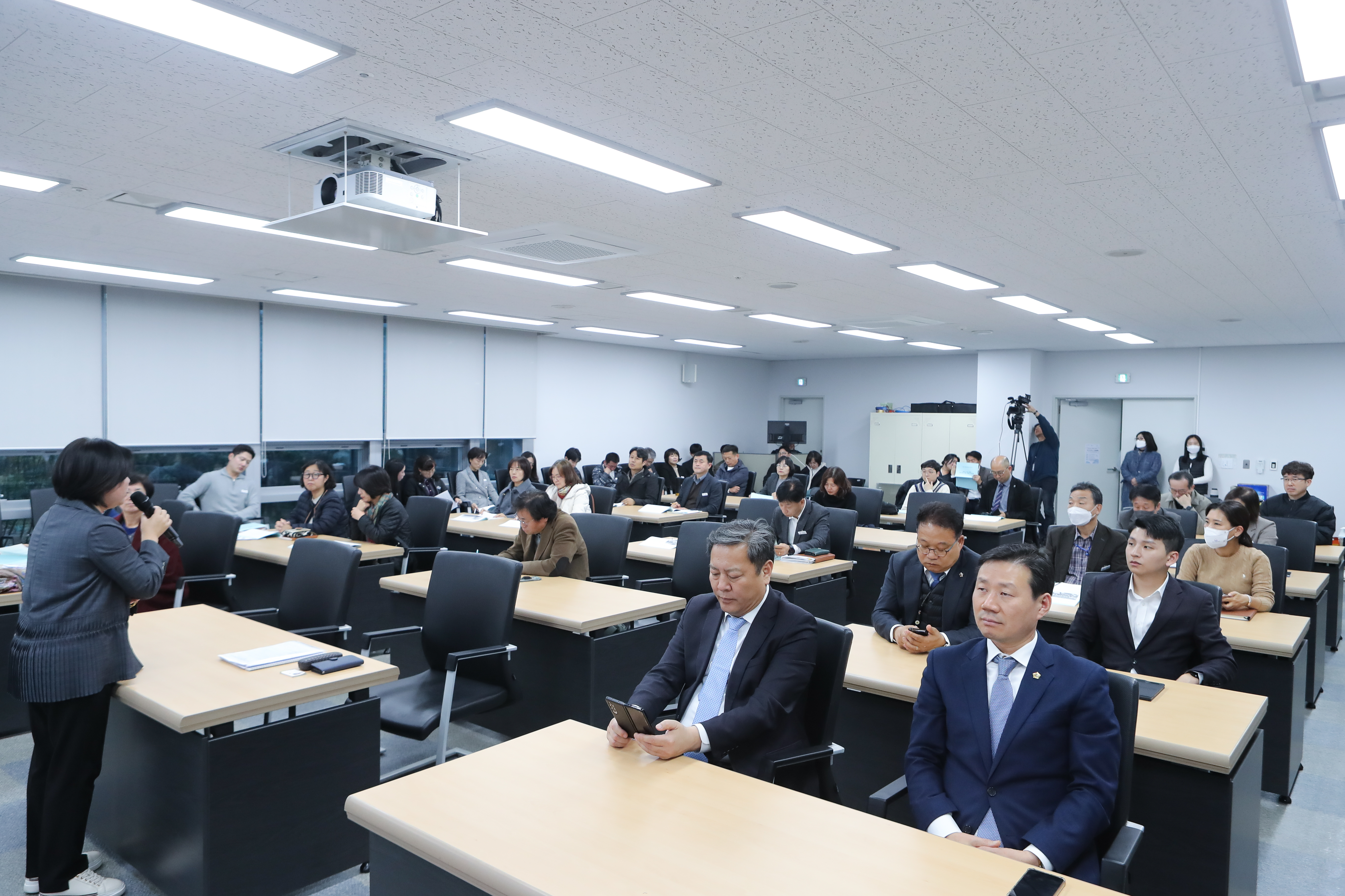 성남시 공공기시설의 유휴공간의 개방 및 이용조례 제정을 위한 토론회 - 4