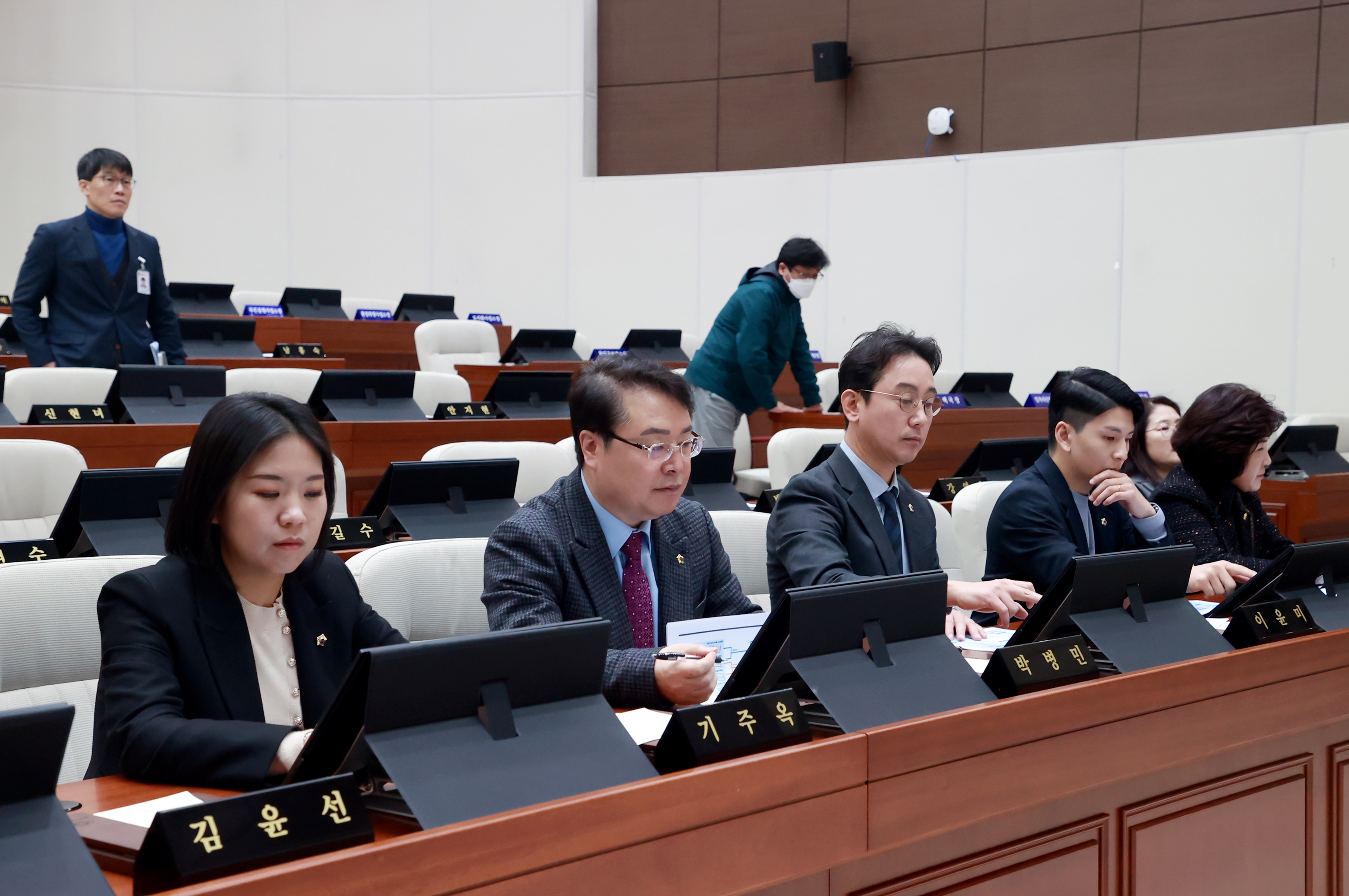 2024-01-11 타시의회 본회의장 전자회의시스템 벤치마킹 (61) - 11