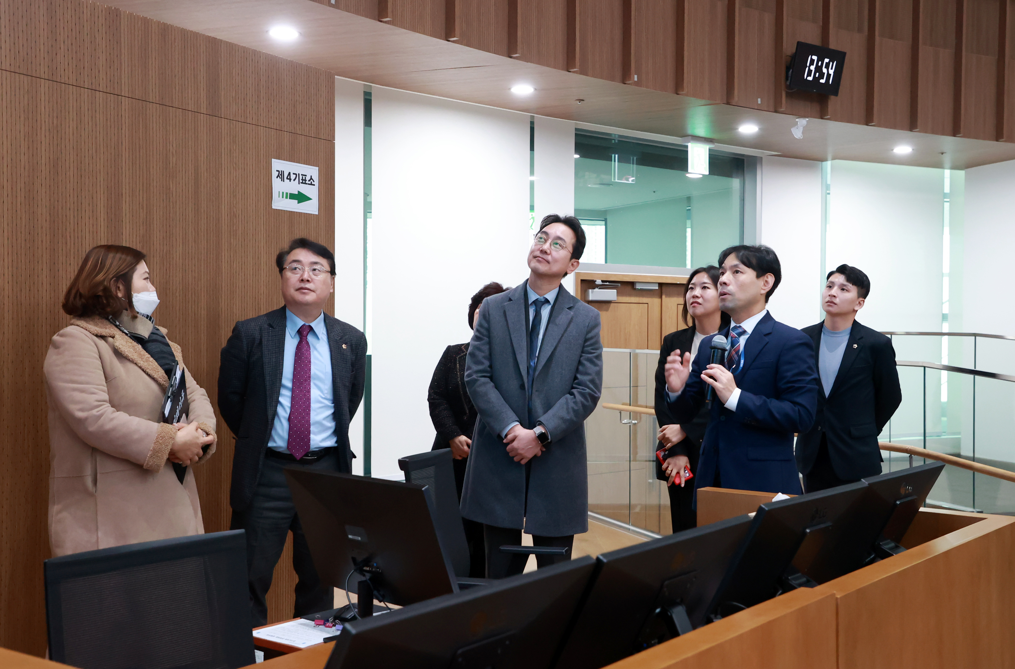 2024-01-11 타시의회 본회의장 전자회의시스템 벤치마킹 (61) - 22