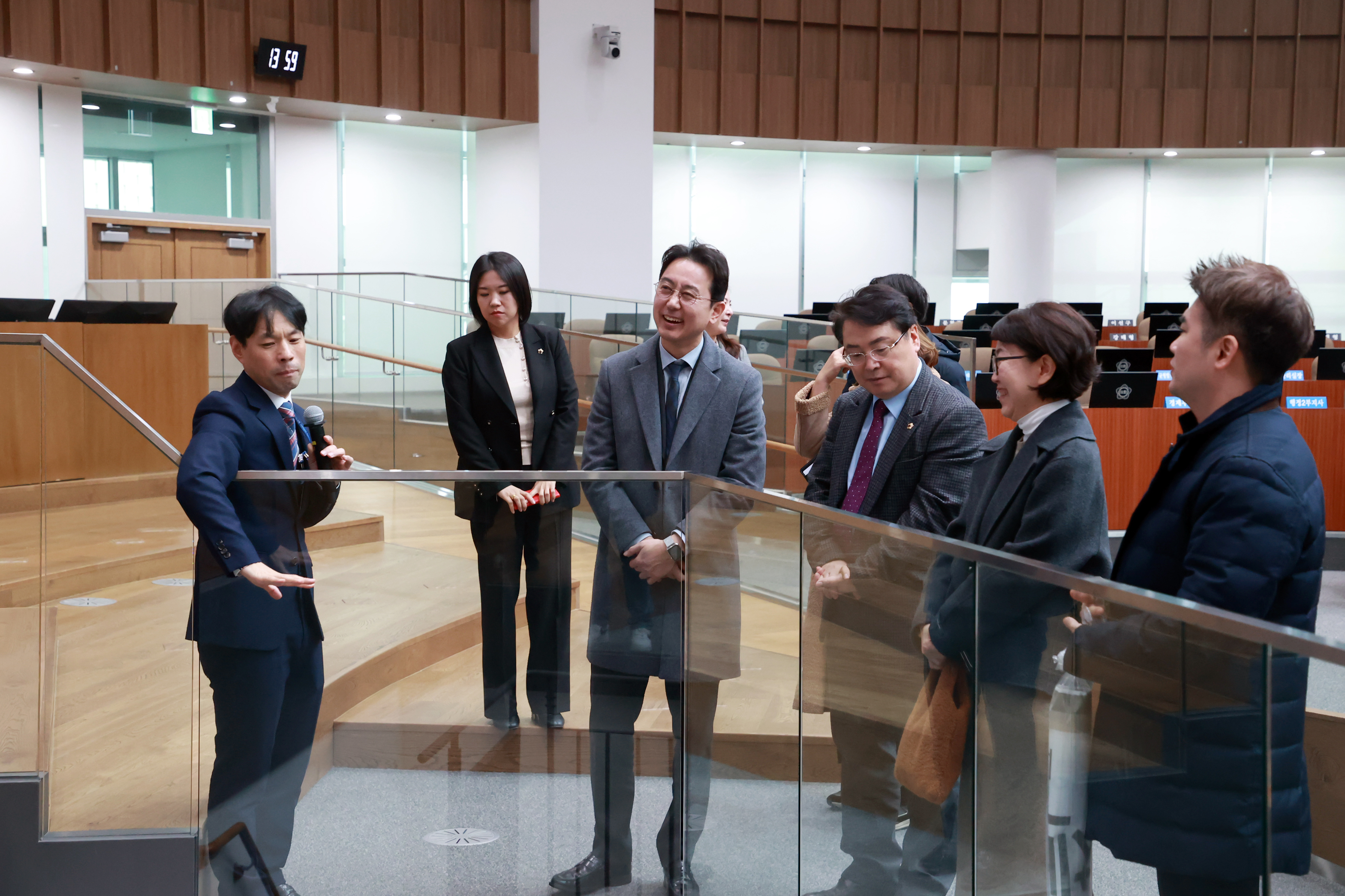 2024-01-11 타시의회 본회의장 전자회의시스템 벤치마킹 (61) - 27