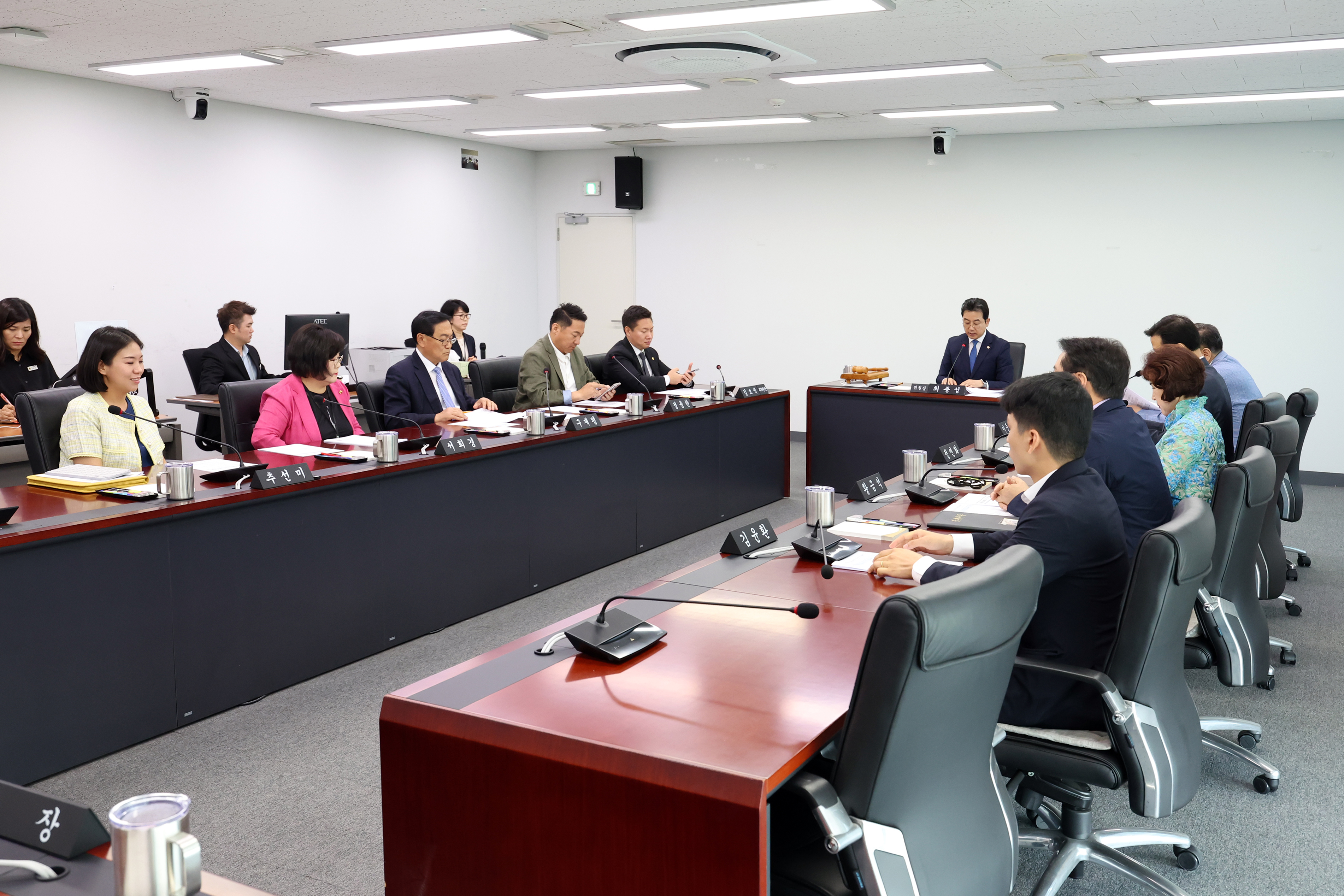 폐회중 의회운영위원회  - 9