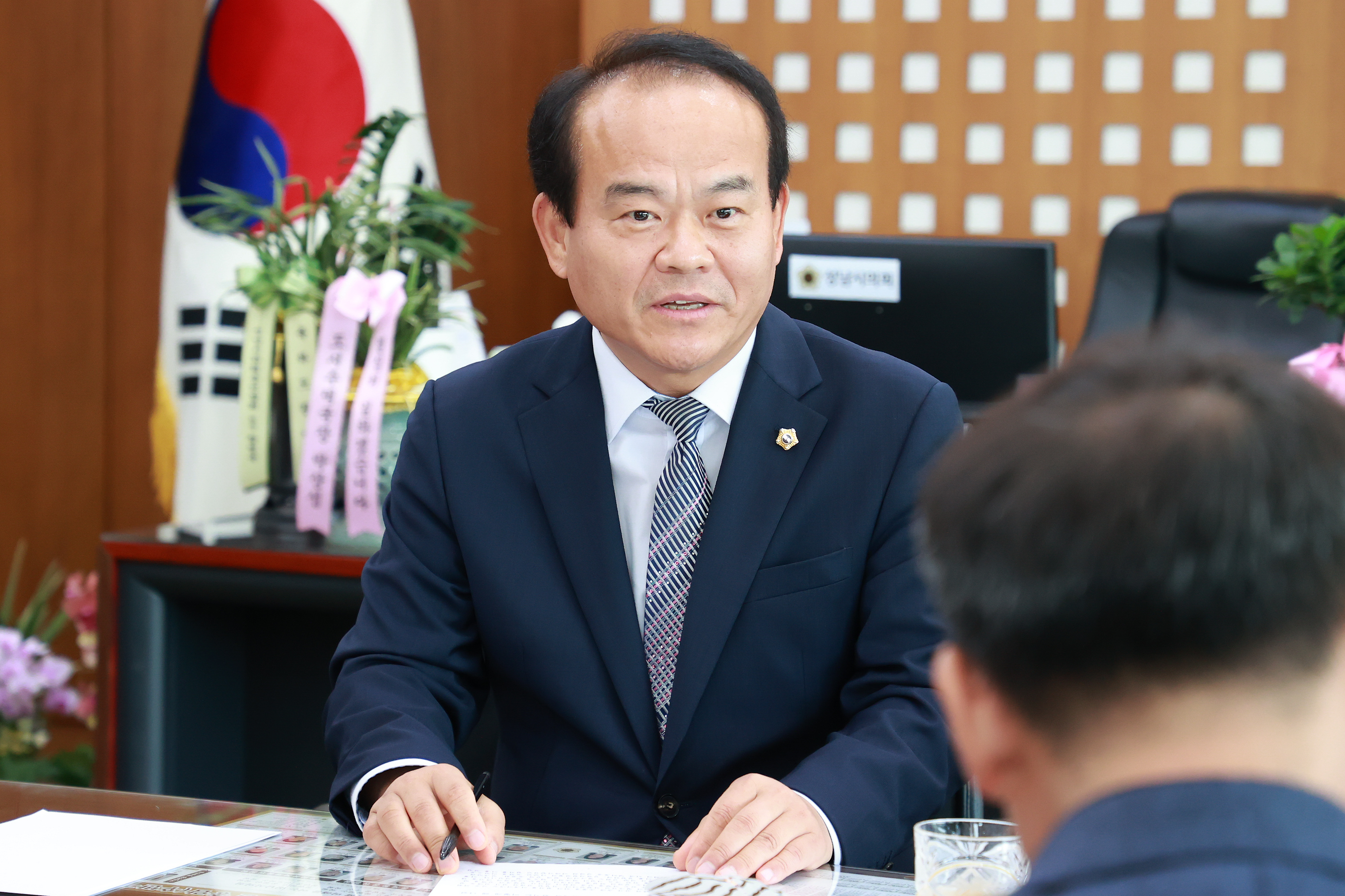 시의회 의장 인터뷰(성남시기자협의회) - 4