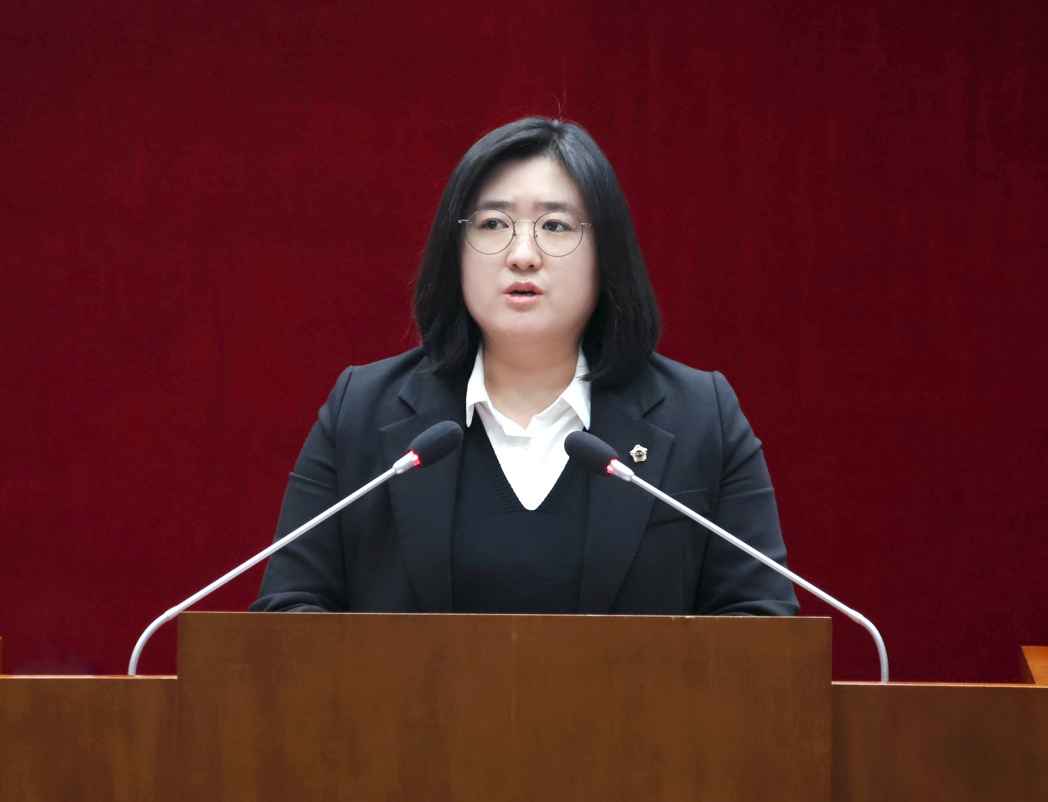 제302회 임시회 제2차 본회의 및 폐회식 - 1