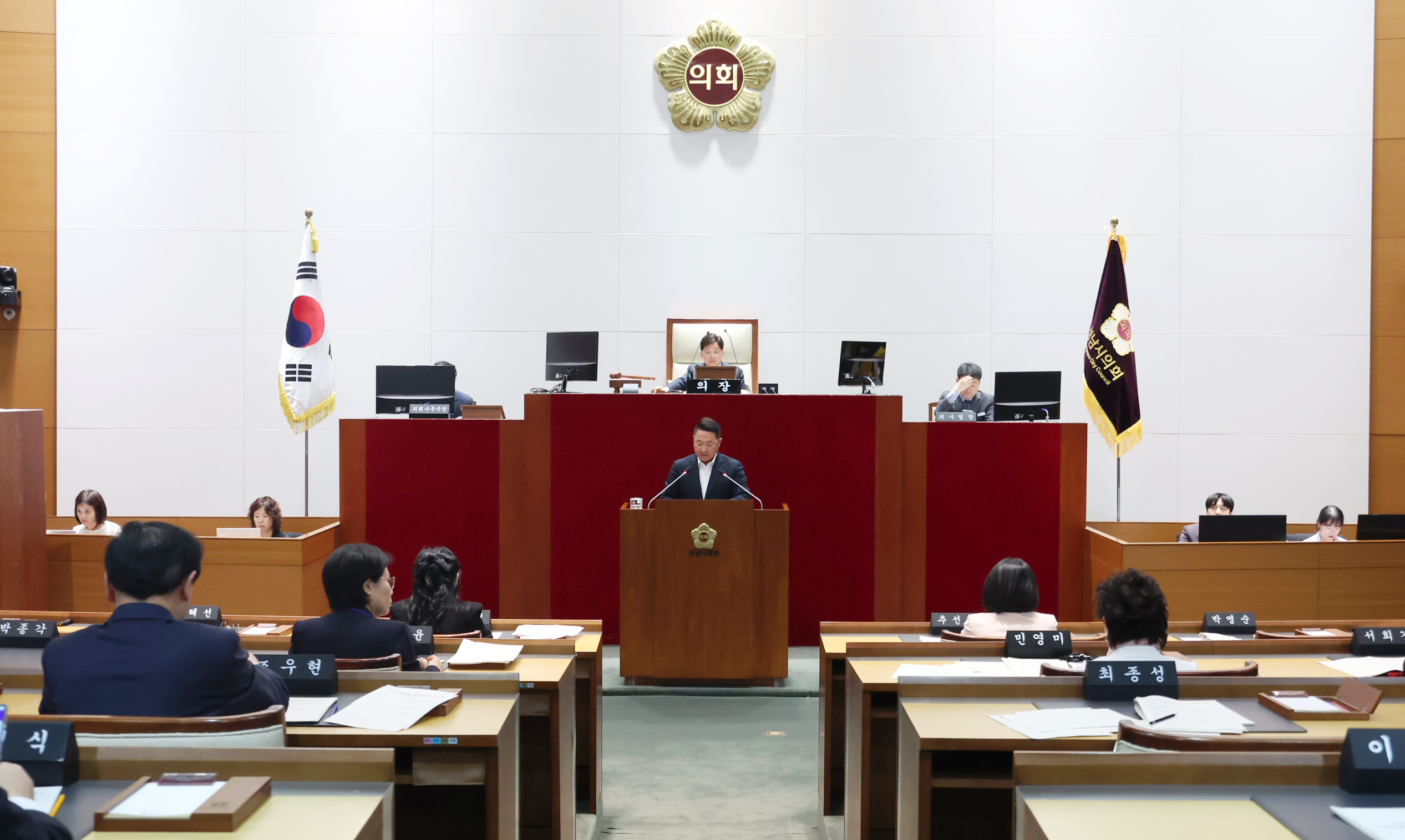제302회 임시회 제2차 본회의 및 폐회식 - 4