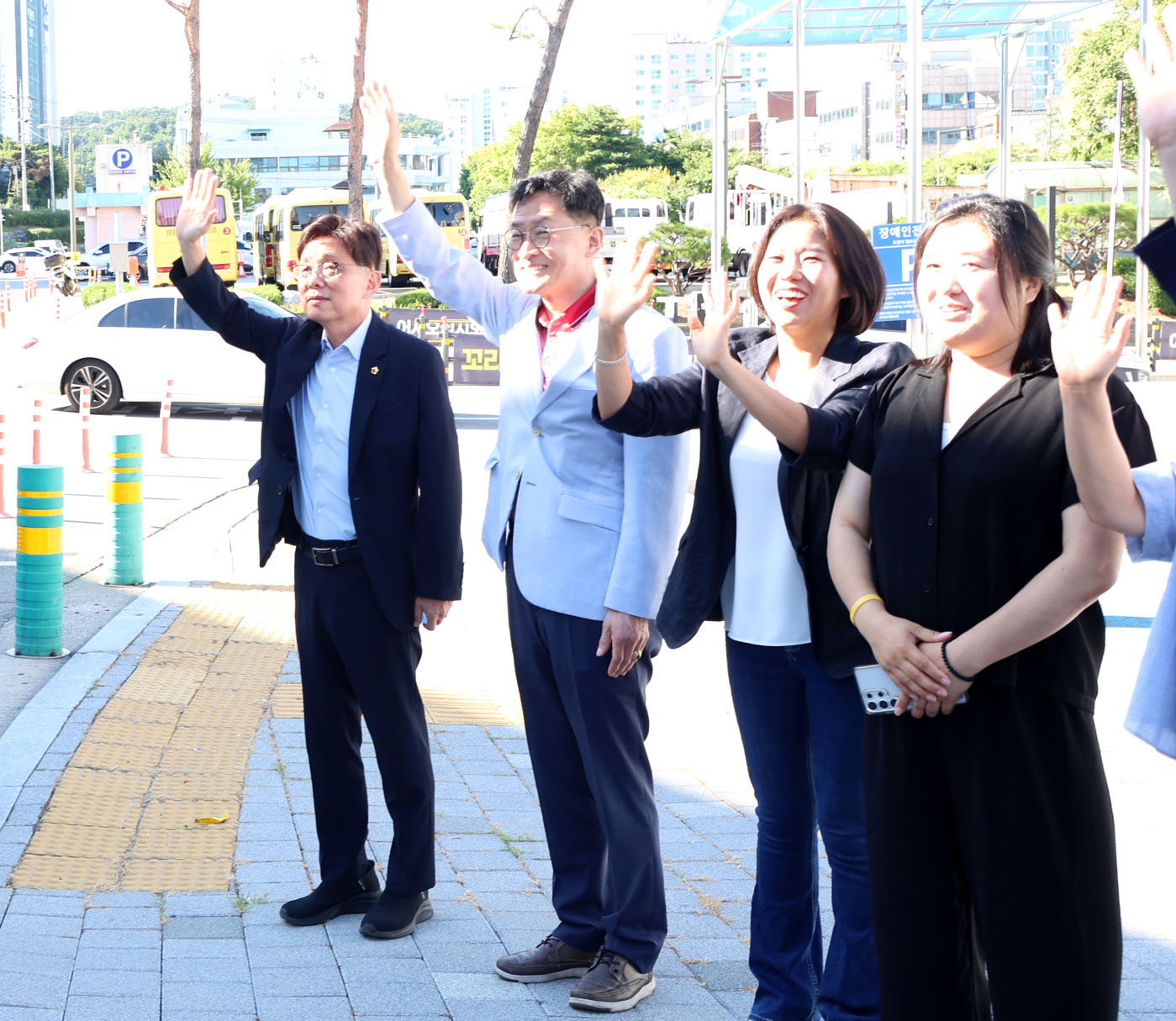 성남시해병대전우회 "안보현장 견학" 배웅 - 10
