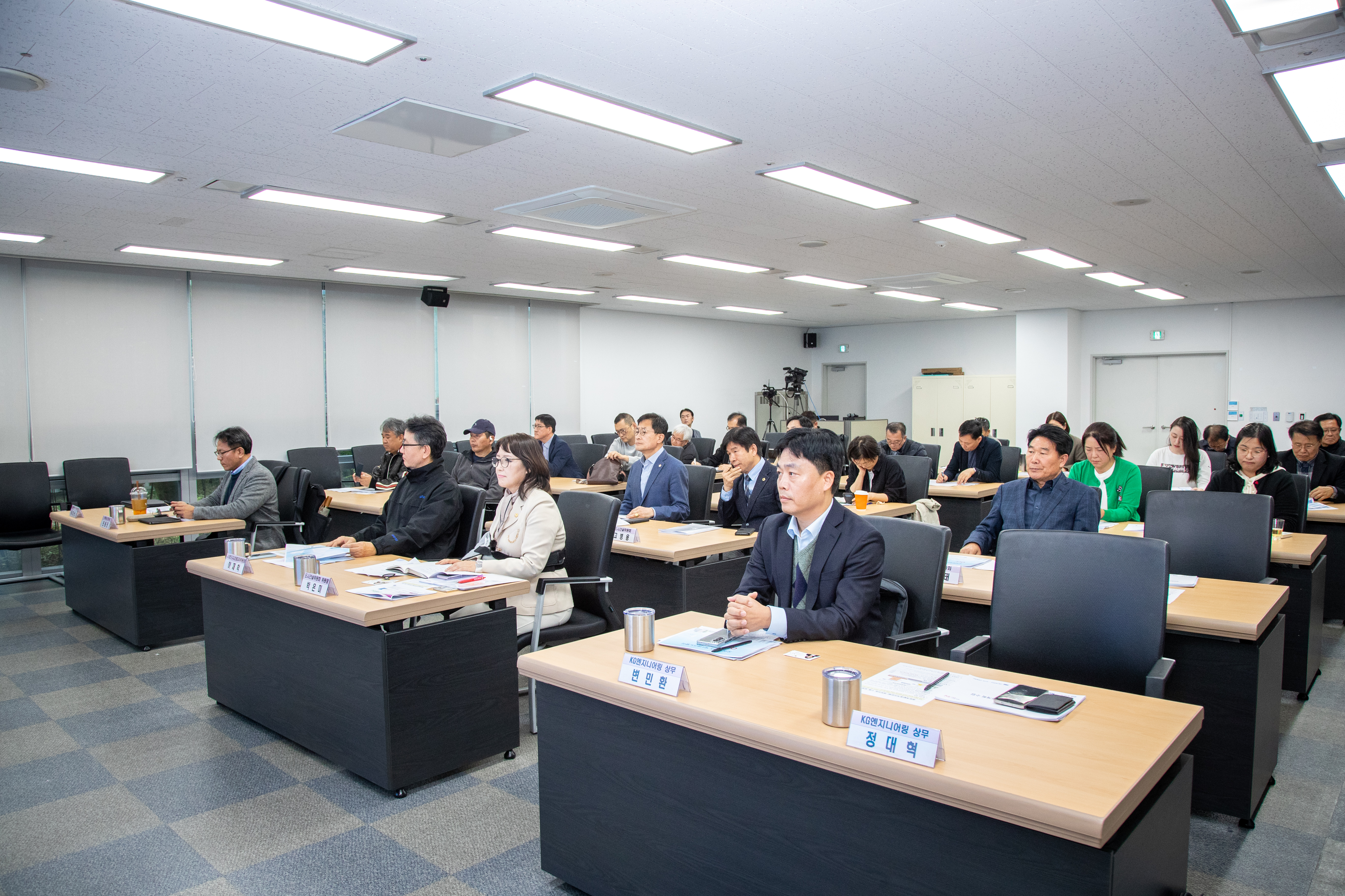 도시건설위원회 토론회 - 3