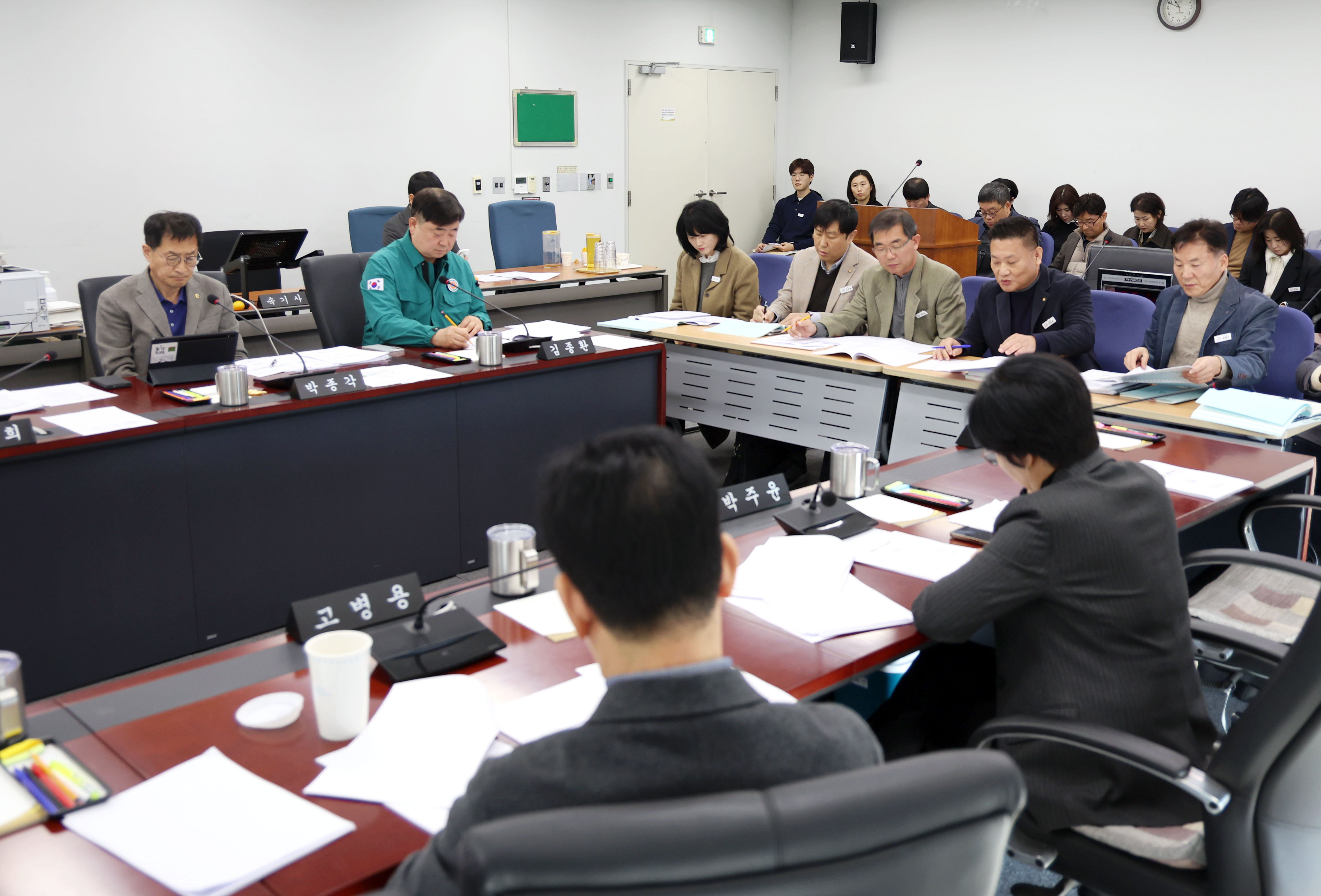 도시건설위원회 2026년도 본예산 심사대비 소관부서 사전 설명회 - 9