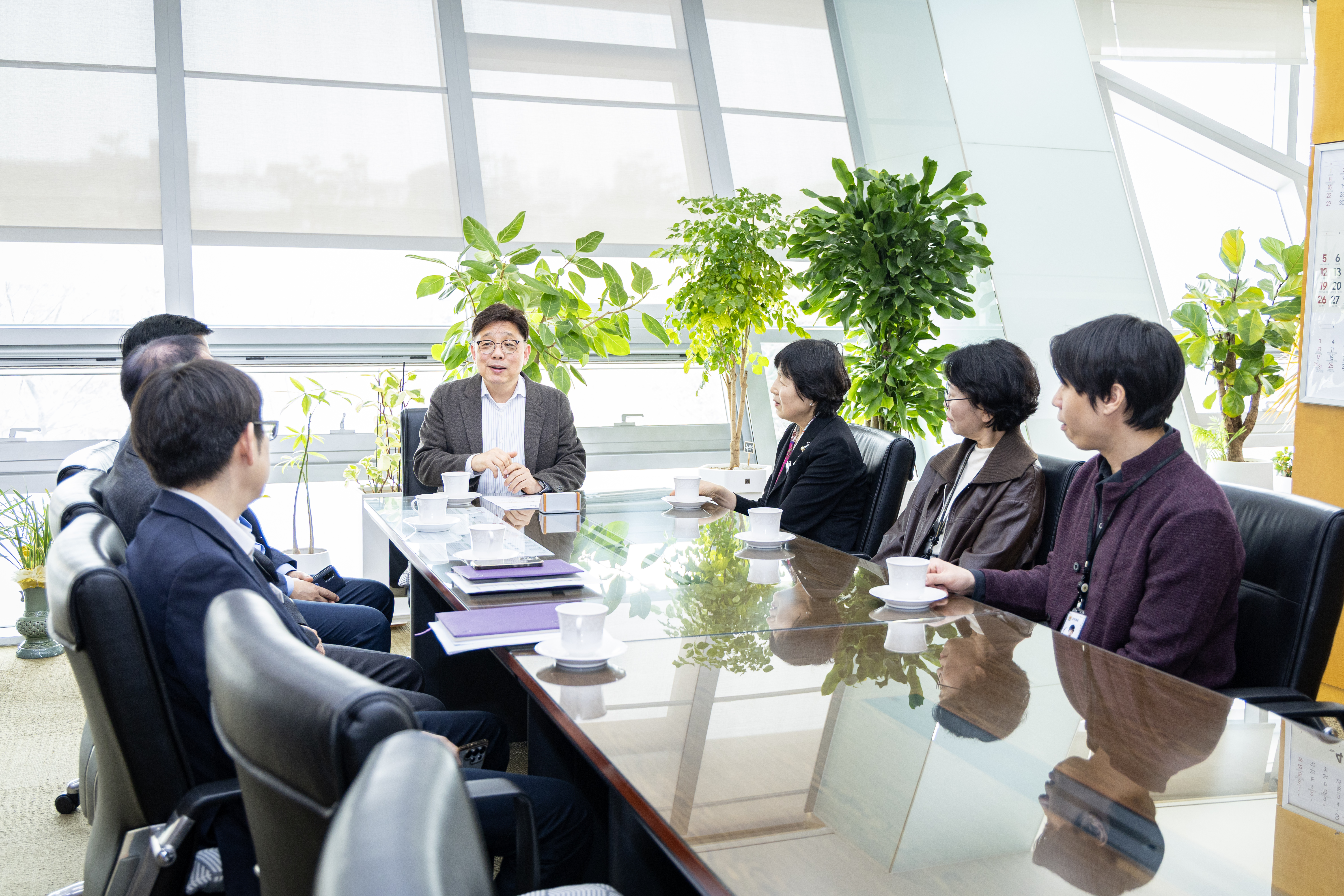 한시임기제 신규 공무원 임용장 교부 - 9