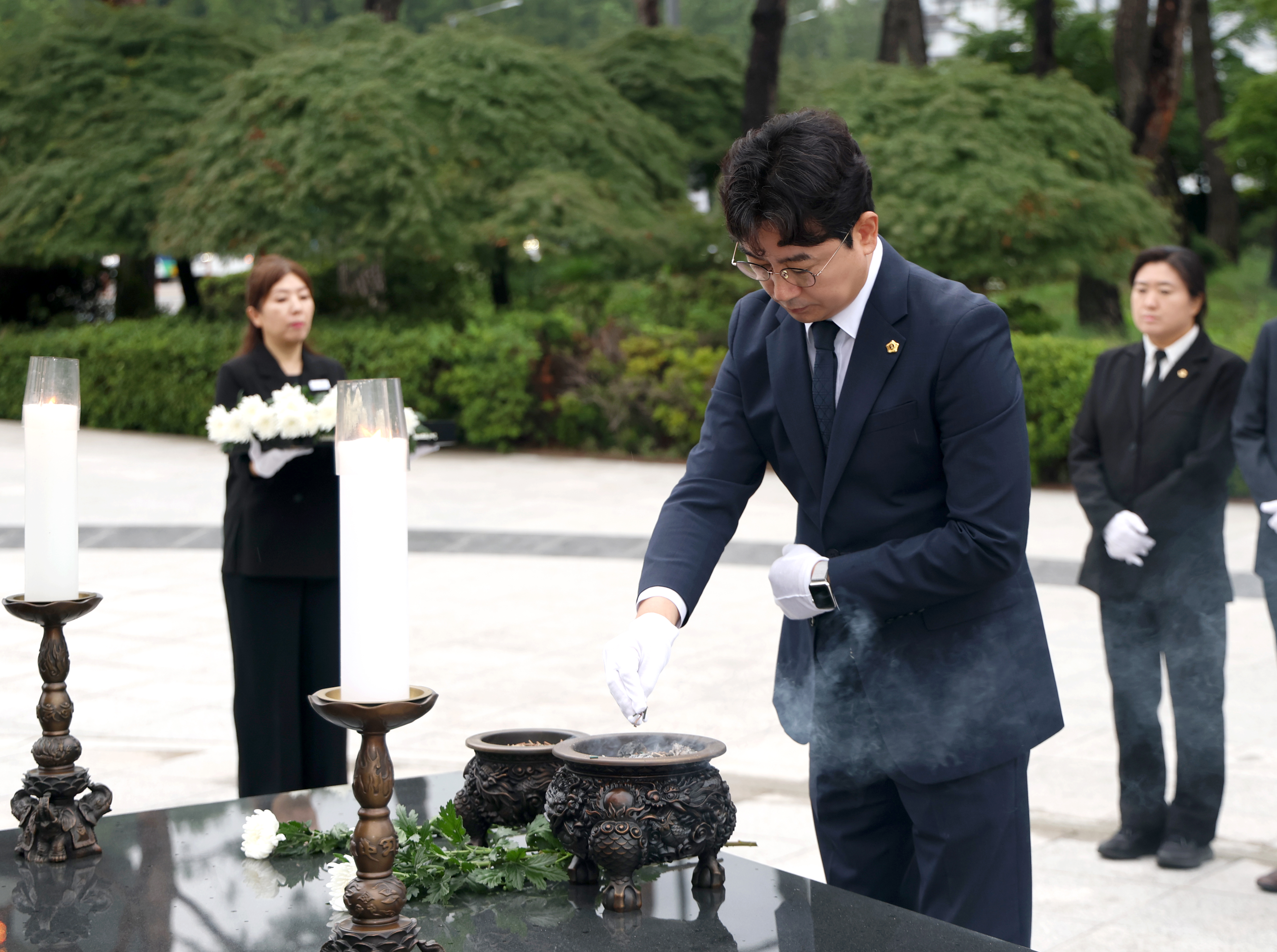 제10대 성남시의회 의장단 현충탑 참배 - 7