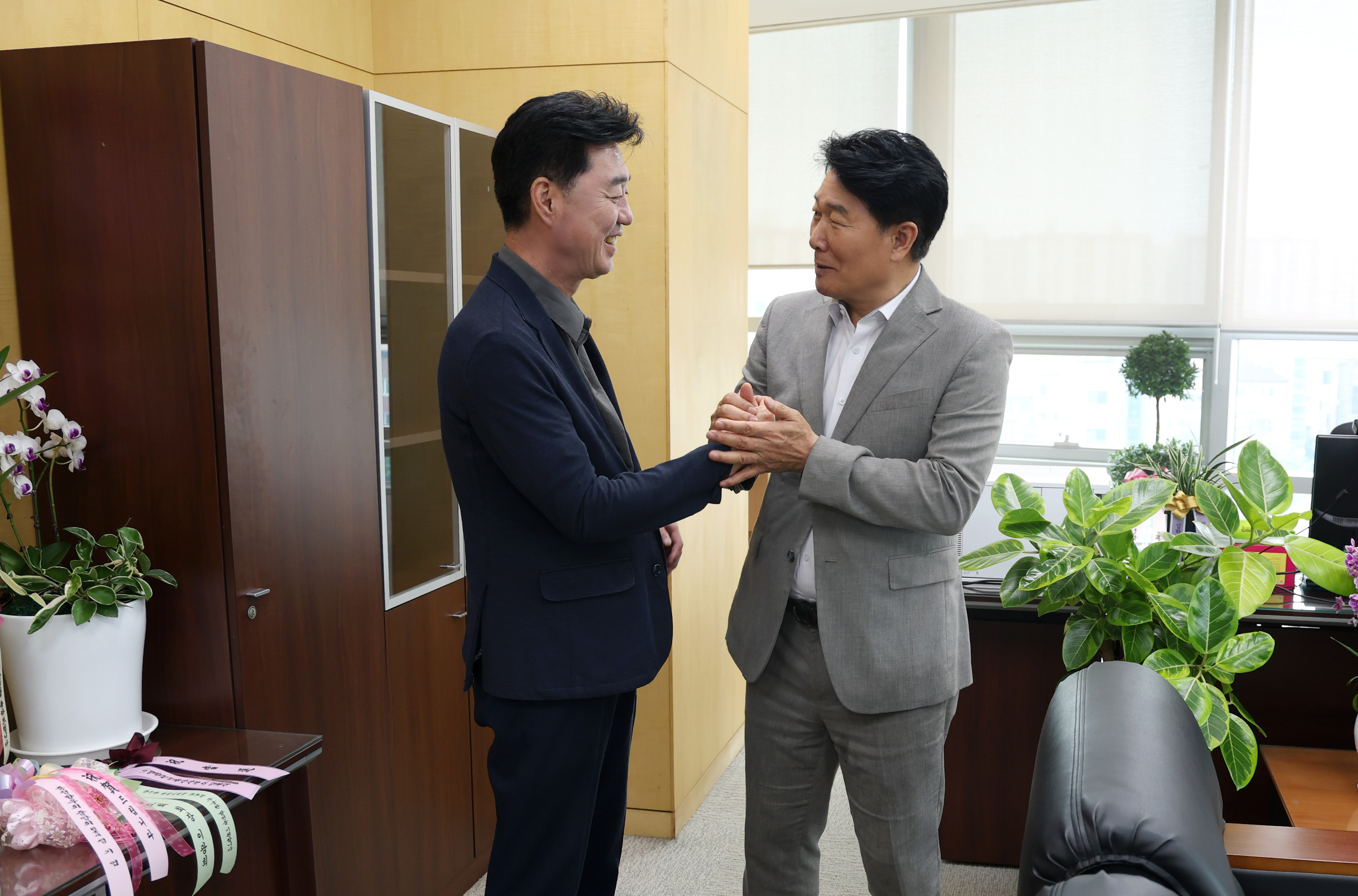 성남시의회 의원실 순회 - 3