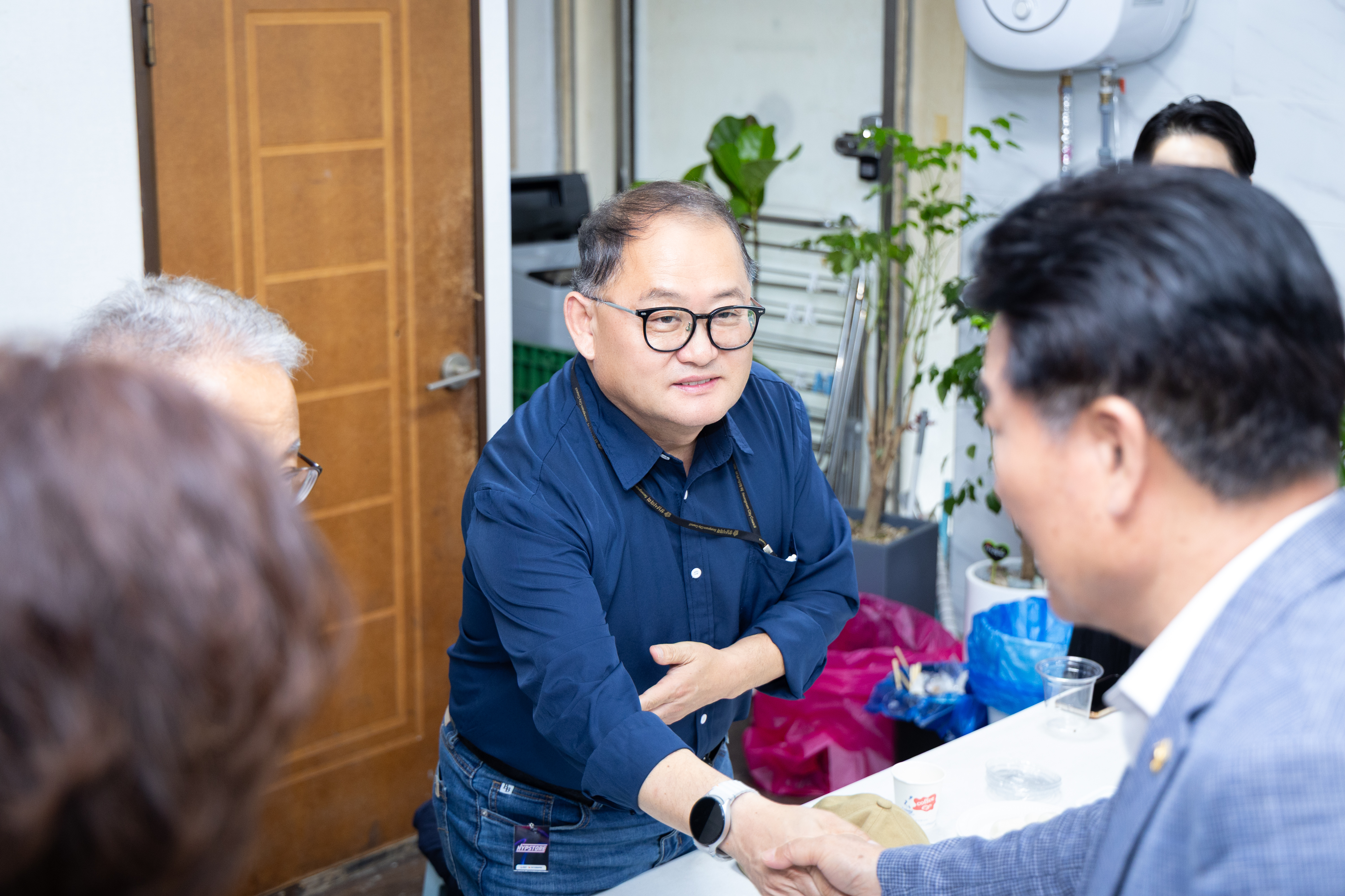 정담찬 봉사단 격려방문 - 2
