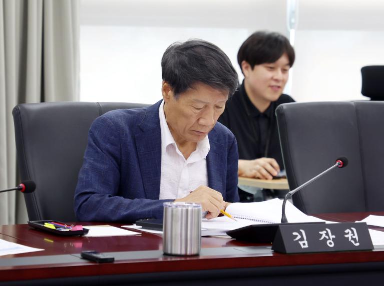 행정교육위원회