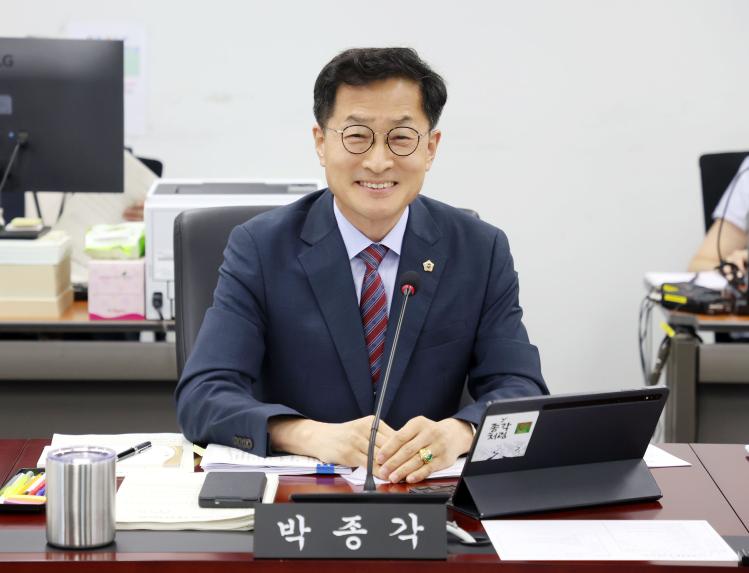 도시건설위원회