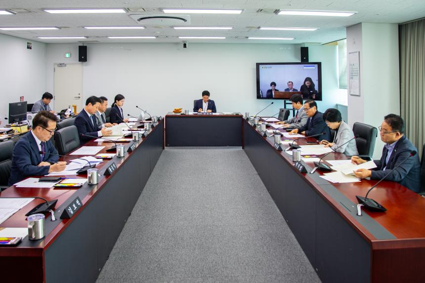 의회운영위원회