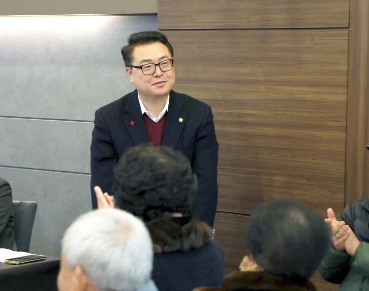 중원노인회지회 송년 간담회 및 노래경연 - 7