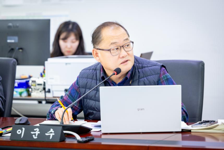 제308회 임시회 제 1차 경제환경위원회 - 5