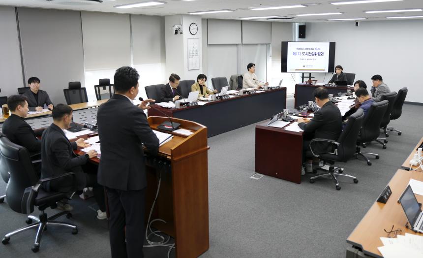 제309회 성남시의회 임시회 제1차 도시건설위원회 - 3