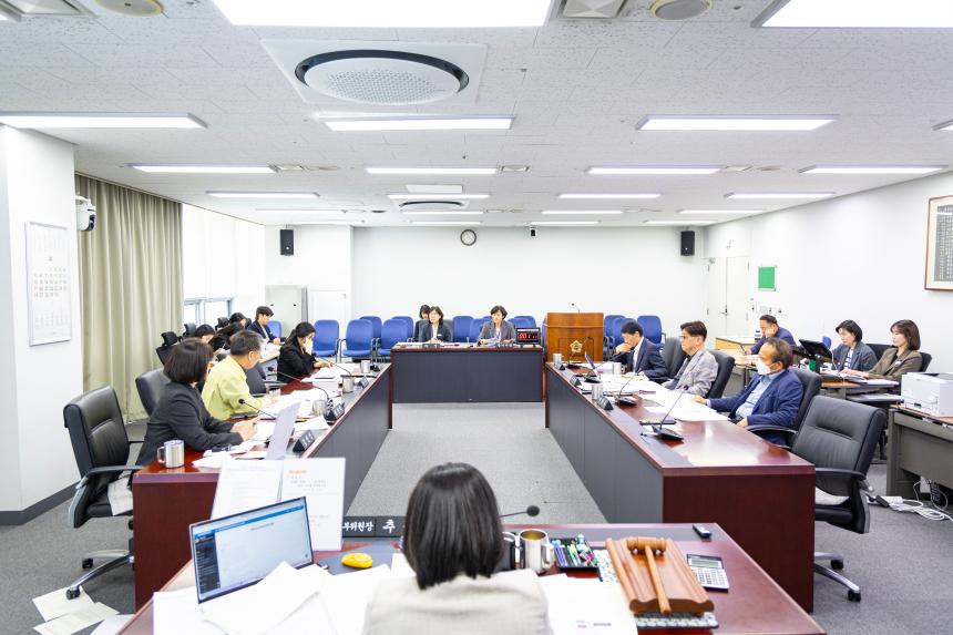 제310회 임시회 제1차 행정교육위원회 - 3