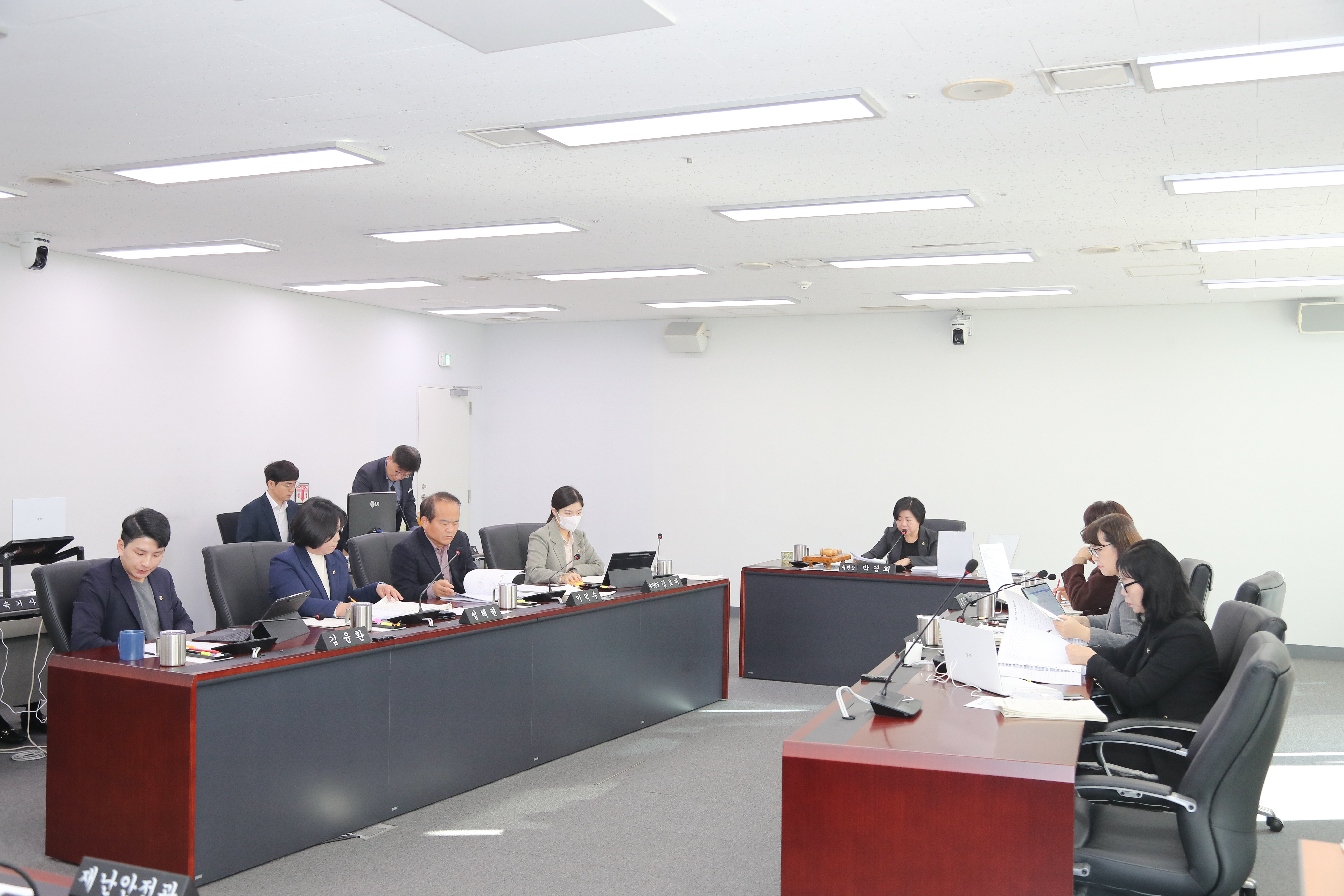 성남시의회 행정교육위원회, 2023년도 행정사무감사 마무리 - 1