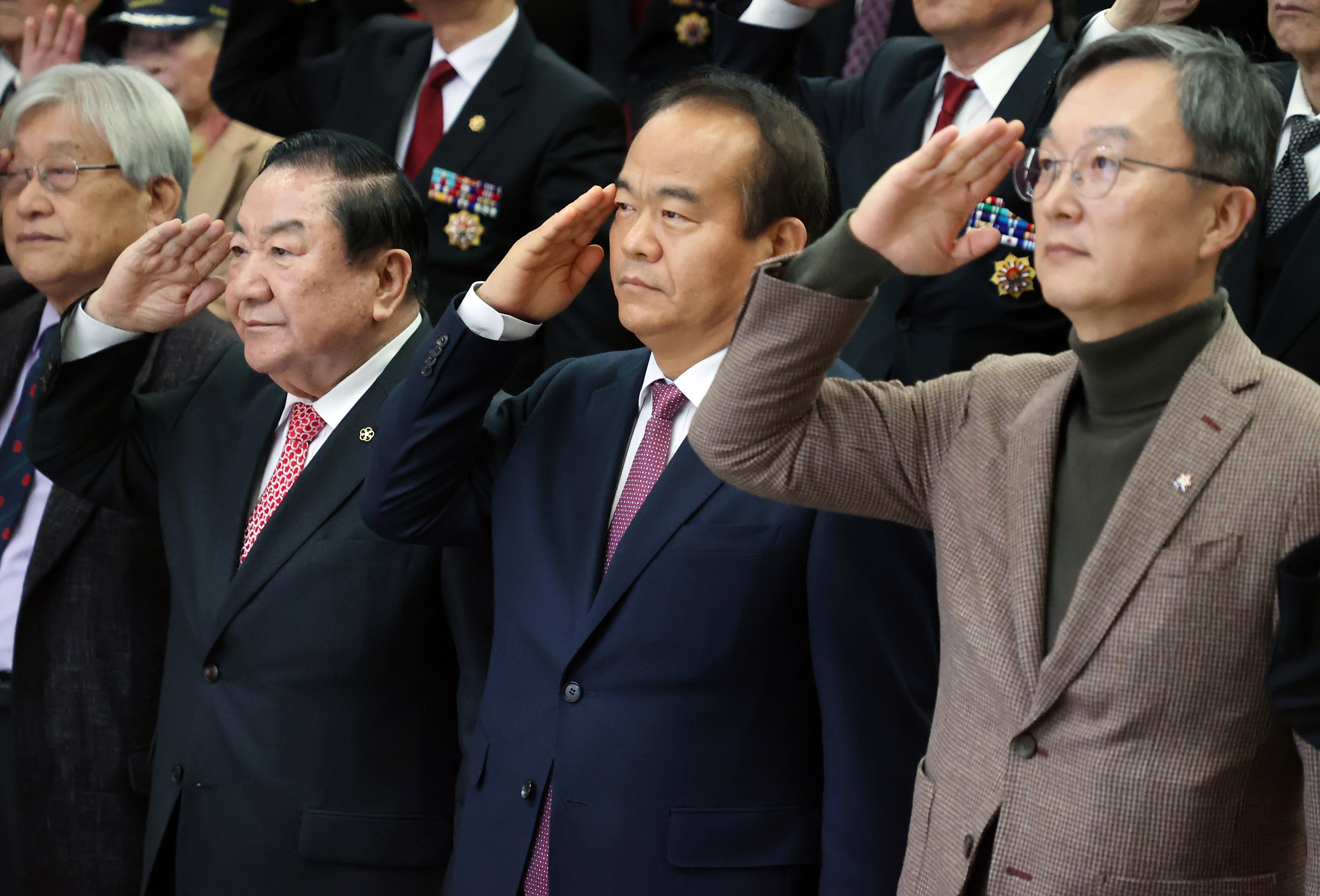 성남시의회, 호국무공수훈자공적비 건립 20주년 기념식 참석 - 3