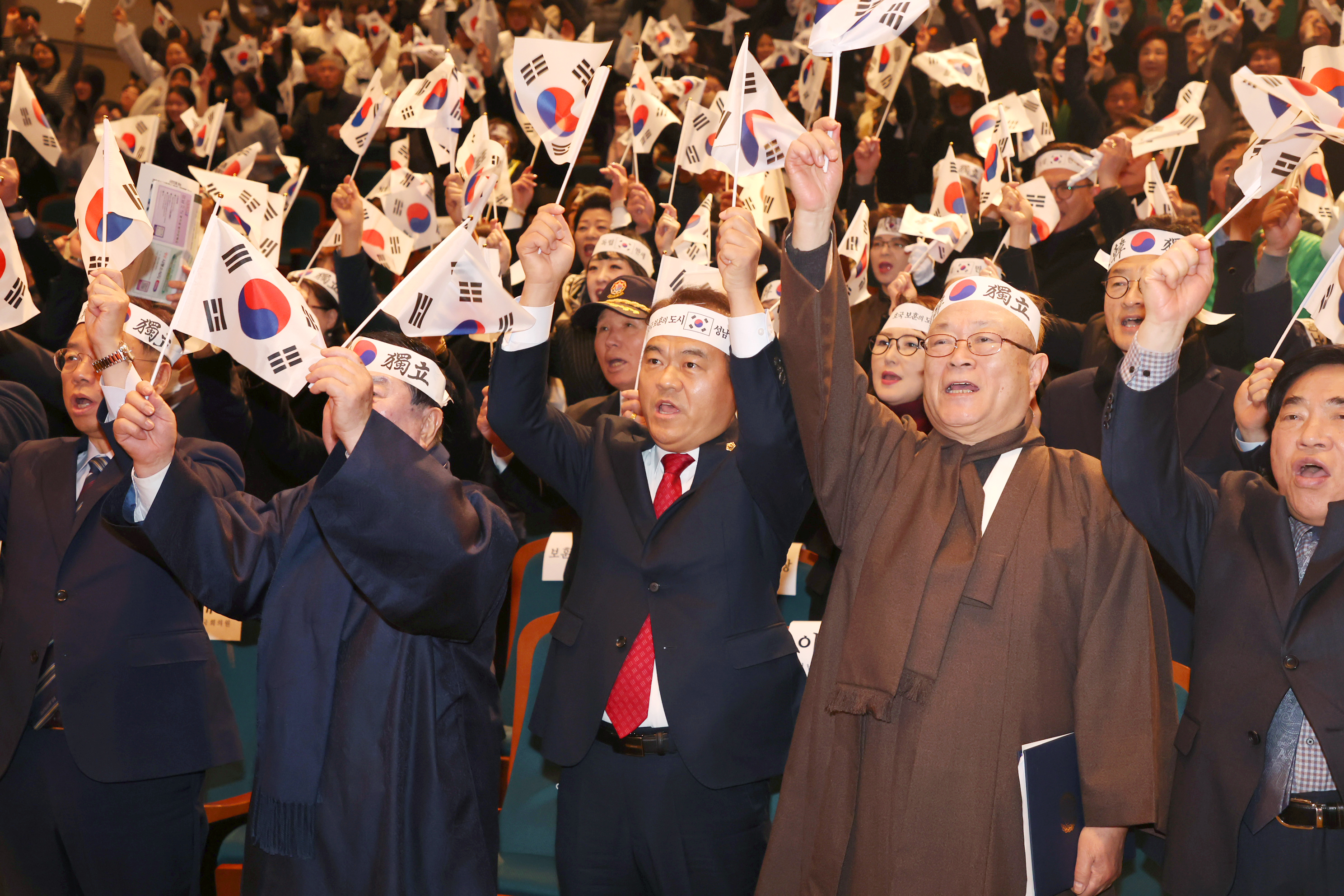 성남시의회, 제106주년 성남 3.1만세운동 기념식 참석 - 3