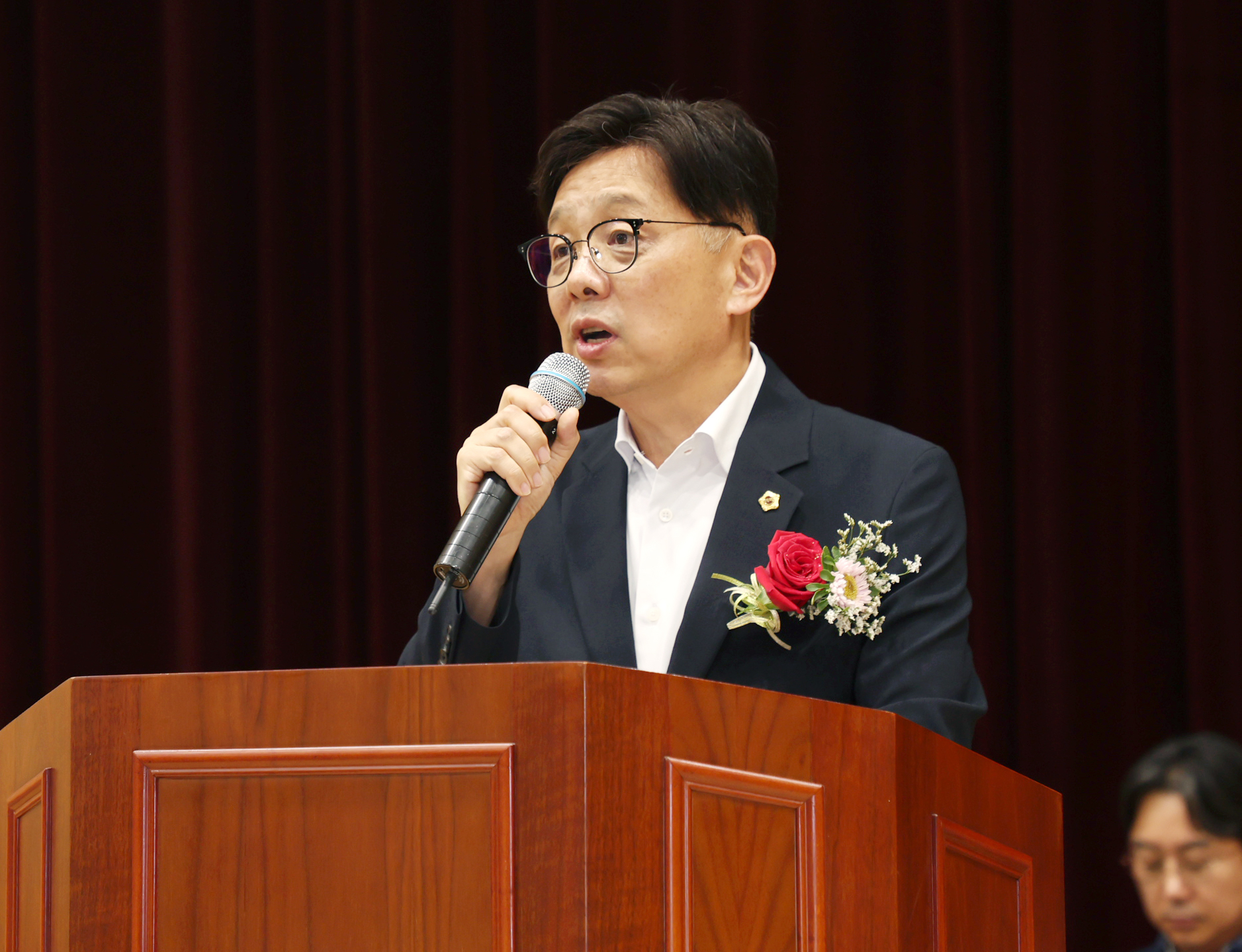 성남시의회, 제8회 성남시장배 생활체육 댄스스포츠대회 참석 - 2