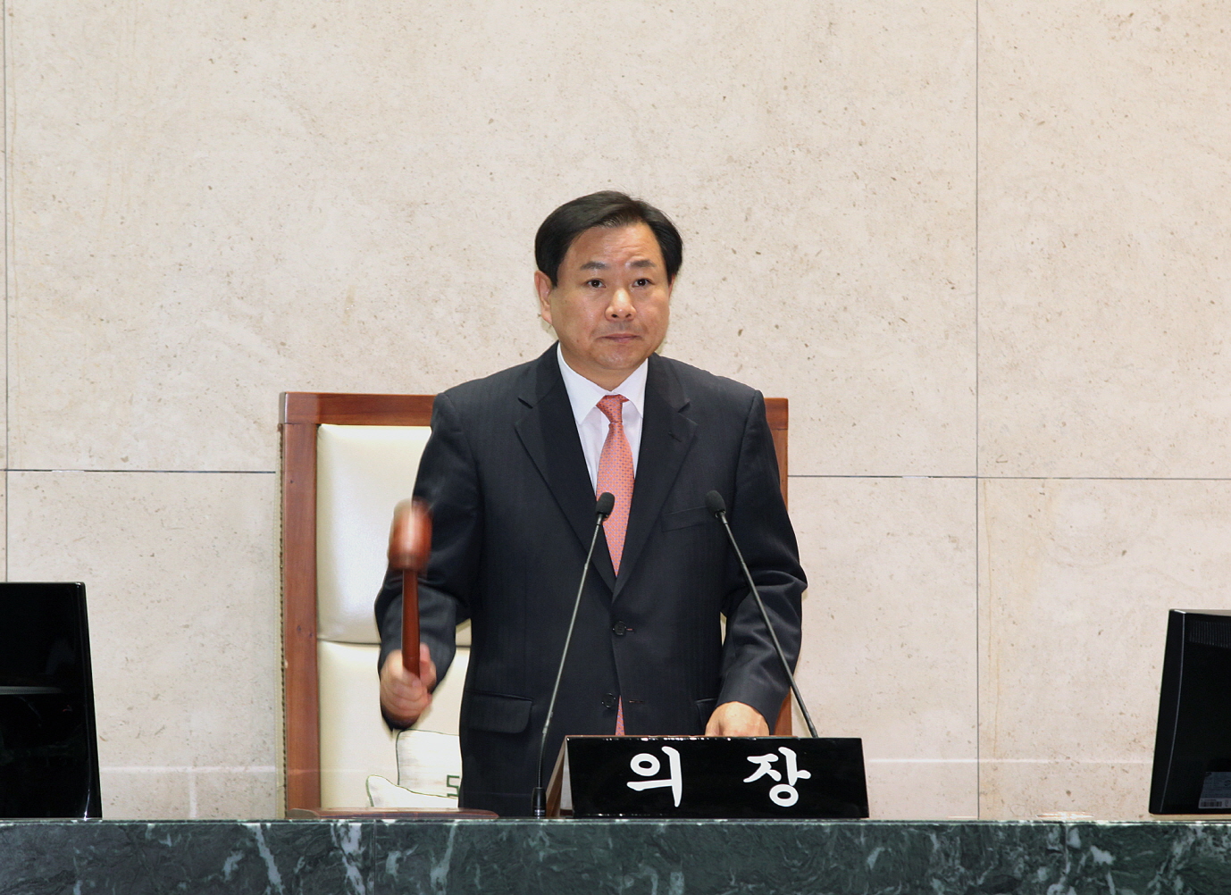 성남시의회, 후반기 원 구성 일정 논의 - 2