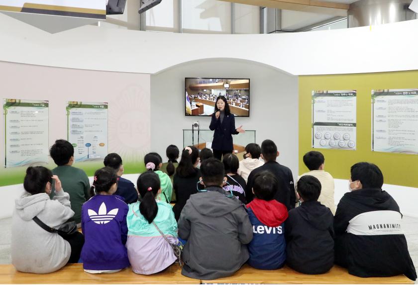 태평초등학교 학생, 성남시의회 홍보관 견학