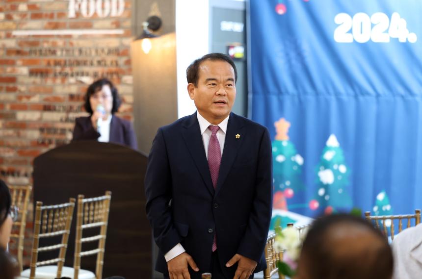 성남시의회, 수정구 주민자치협의회 송년회 참석